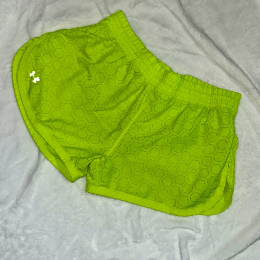 Under Armour Running Shorts Size Medium